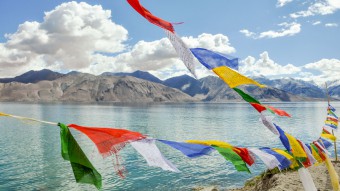 Trekking in Ladakh Gebetsfahnen