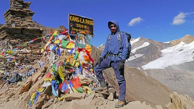 Gebetsfahnen am Kang La Pass auf der Annapurna Umrundung