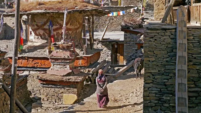 Stupa in Naar bei der Annapurna Umrundung 