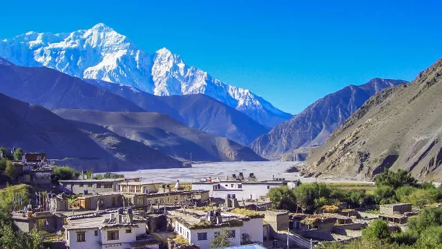 mustang nepal trekking