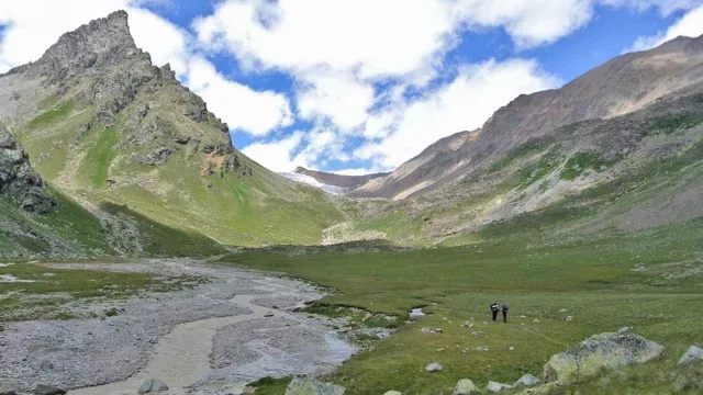 trekking elbrus